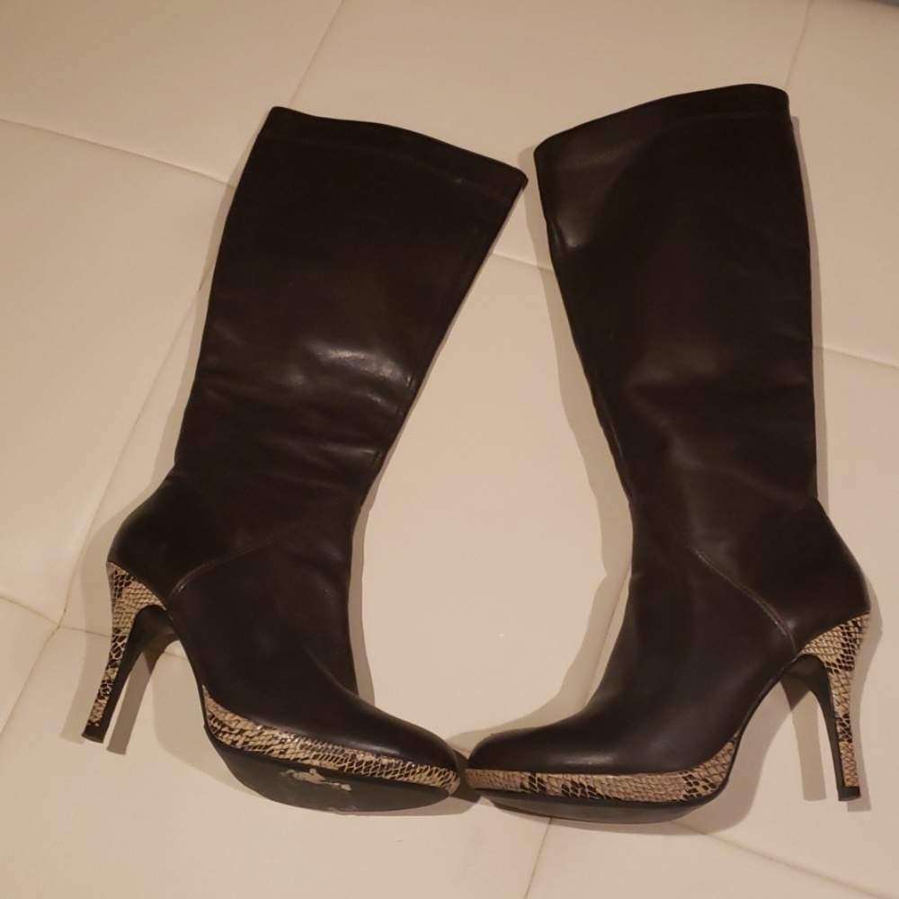 Charles David Boots